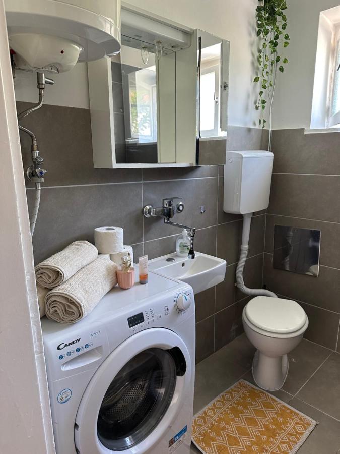 Cosy Family Apartment Marina Kastela Near Airport Luaran gambar