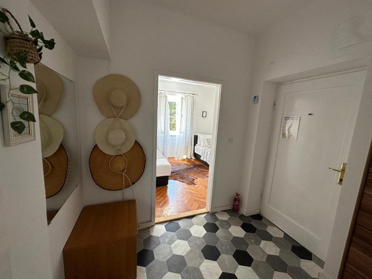 Cosy Family Apartment Marina Kastela Near Airport Luaran gambar