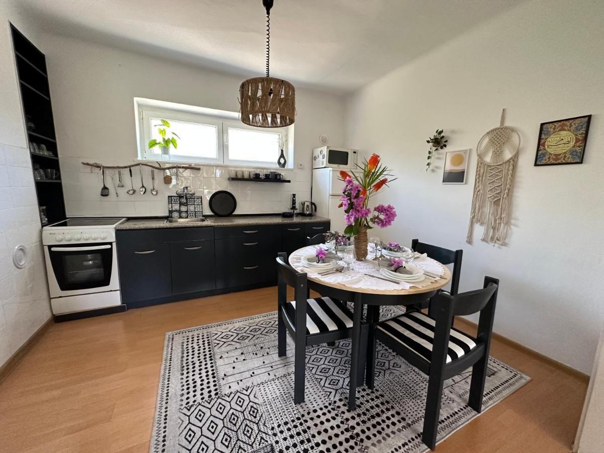 Cosy Family Apartment Marina Kastela Near Airport Luaran gambar