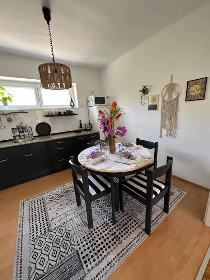 Cosy Family Apartment Marina Kastela Near Airport Luaran gambar
