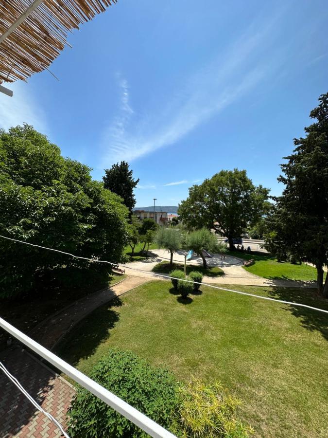 Cosy Family Apartment Marina Kastela Near Airport Luaran gambar